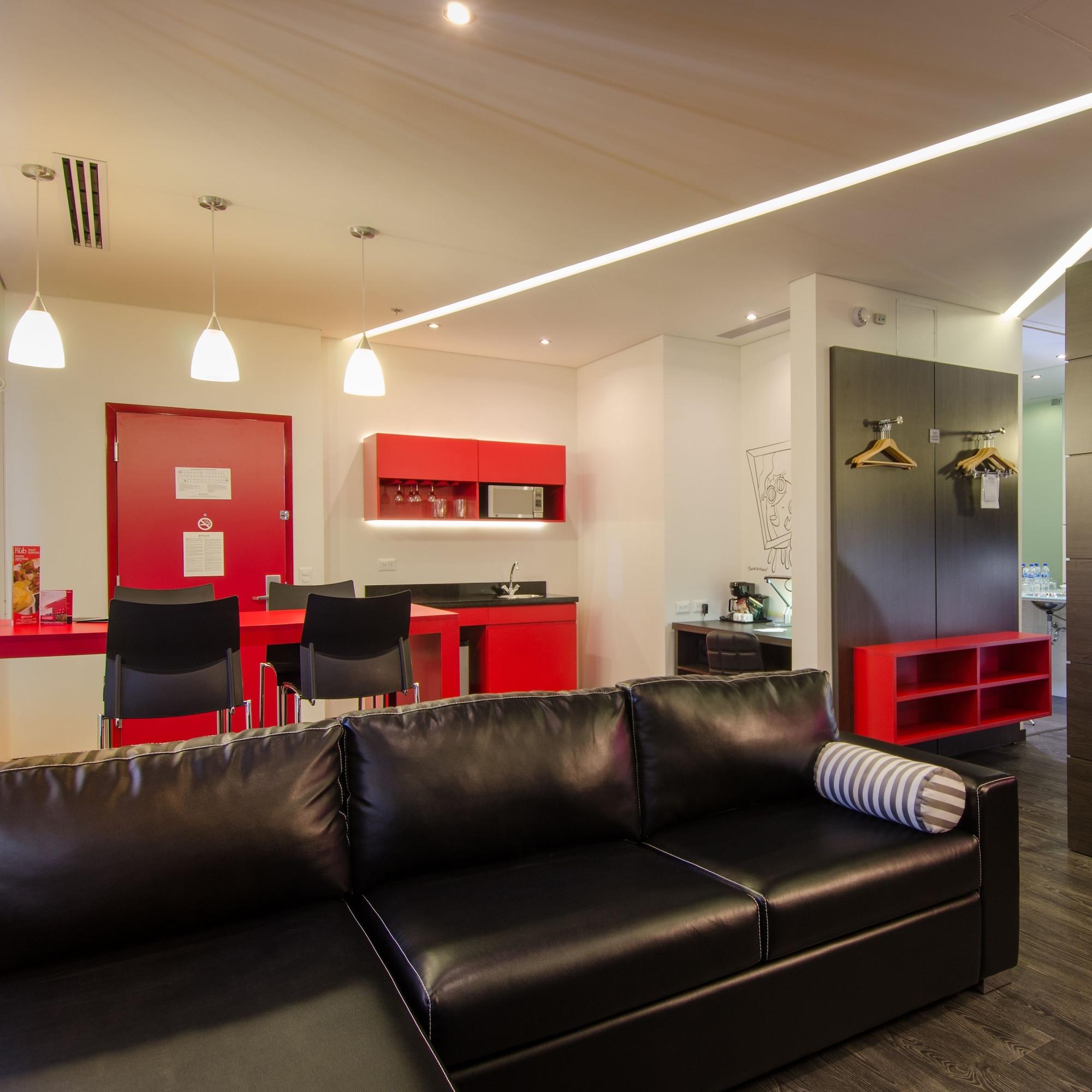 Ramada Encore By Wyndham Guadalajara Sur Palomar Exterior photo