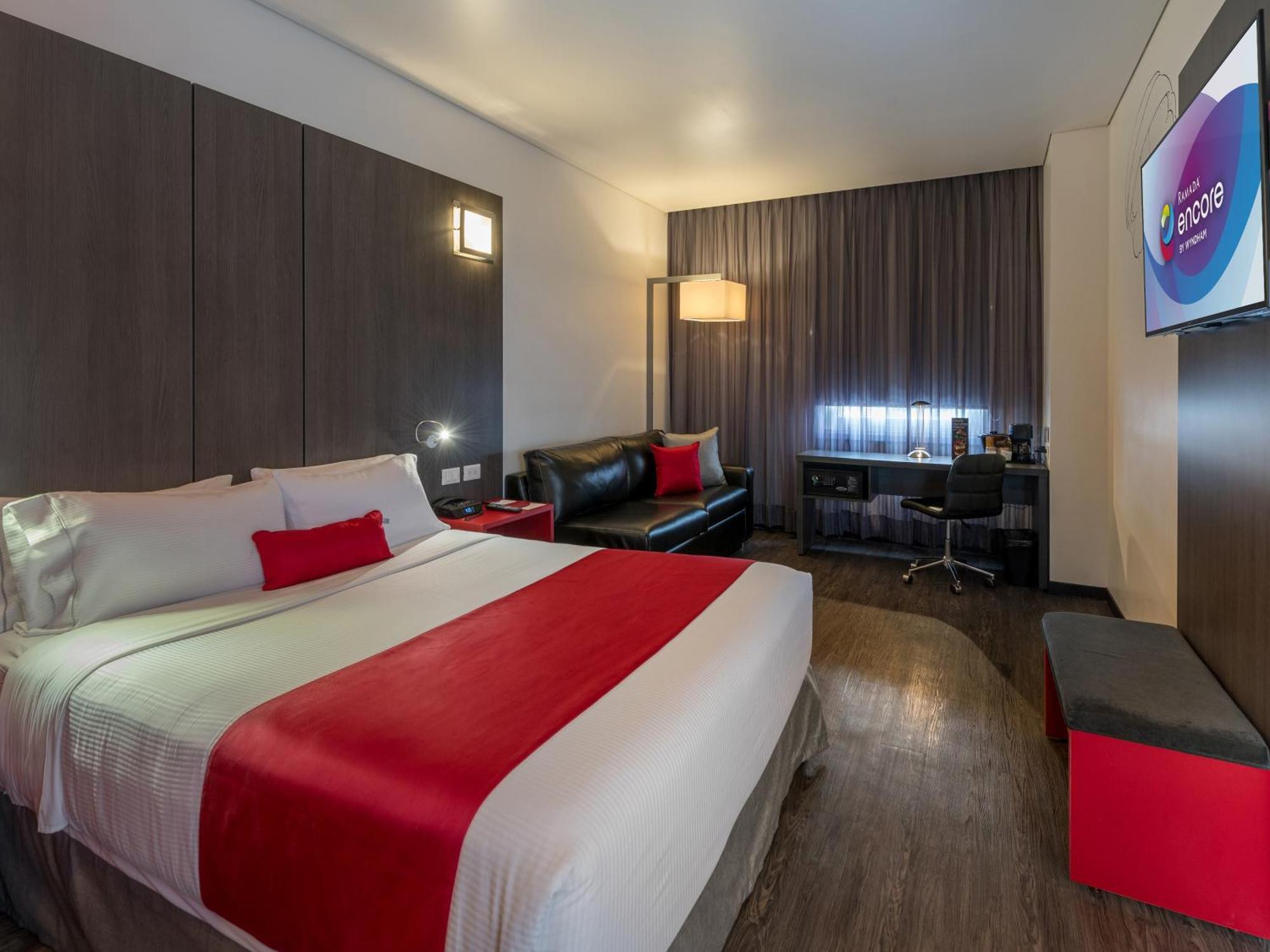 Ramada Encore By Wyndham Guadalajara Sur Palomar Exterior photo