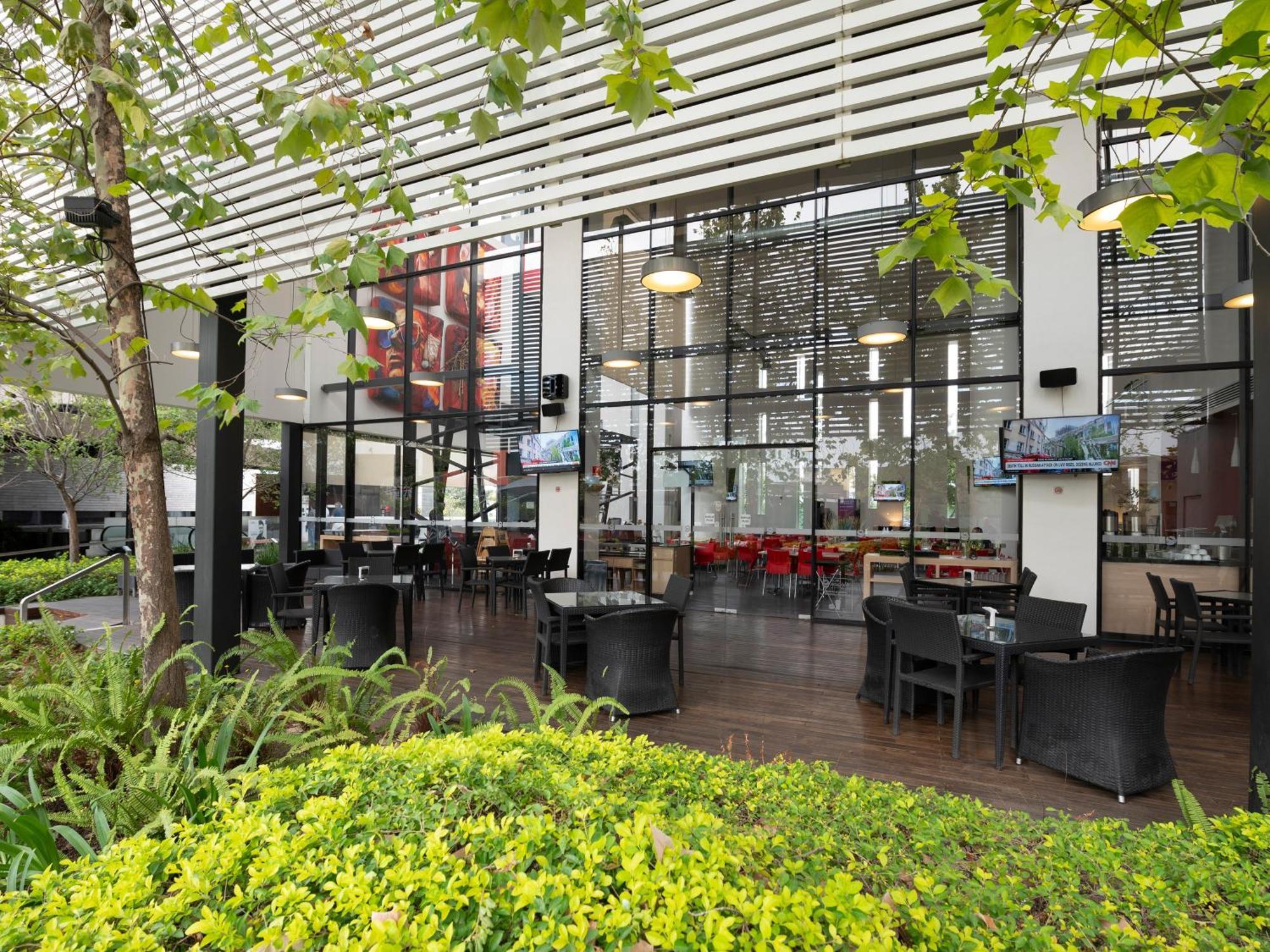 Ramada Encore By Wyndham Guadalajara Sur Palomar Exterior photo